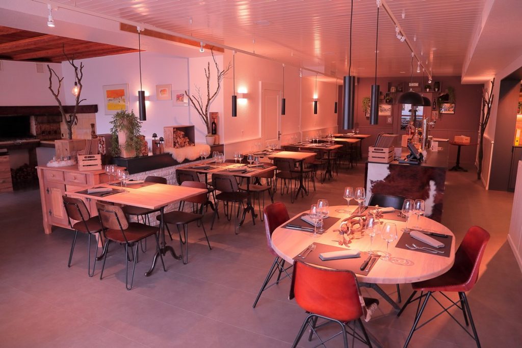 restaurant-tour-rouge-4