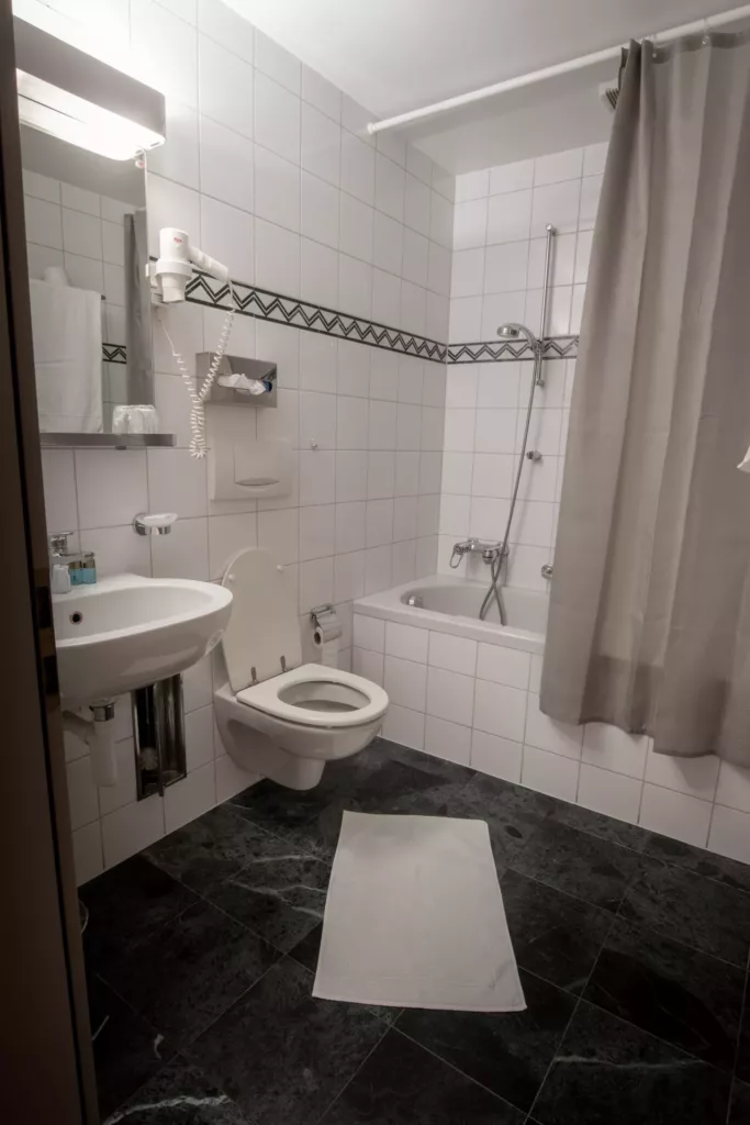 Chambres-hotel-Tour-Rouge-18