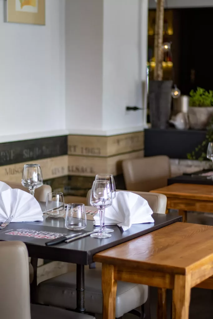 Restaurant-hotel-Tour-Rouge-2